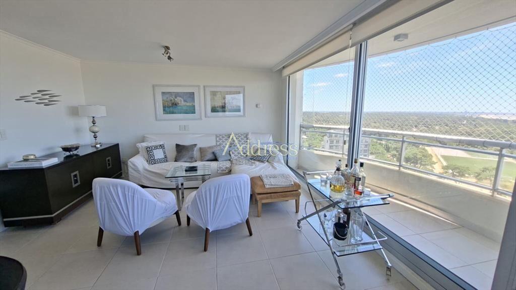 Apartamento en Punta del Este, Brava