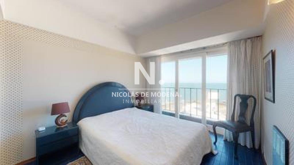 APARTAMENTO FRENTE AL MAR