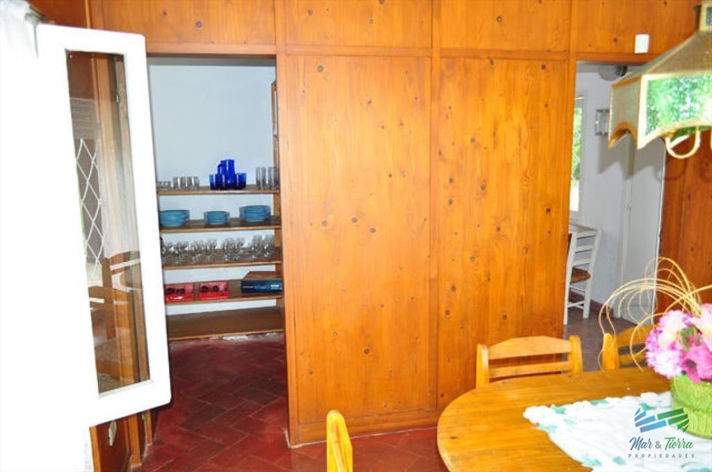 En venta Casa 3 dormitorios con buen terreno en