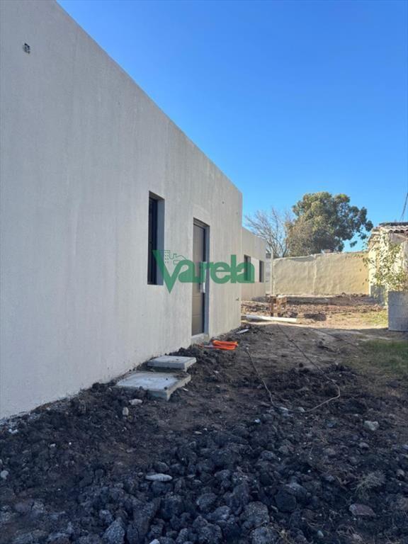 Venta de tres casas a estrenar en Lagomar