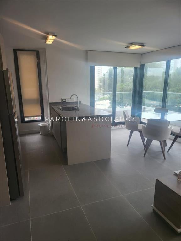 Apartamento de 1 dormitorio en venta en Torre View, Punta d