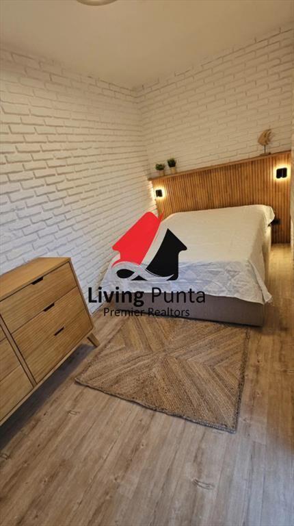 LA BONITA