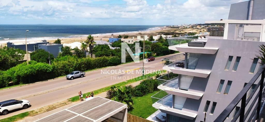 Apartamento de 2 dormitorios en venta y alquiler Anual, Man