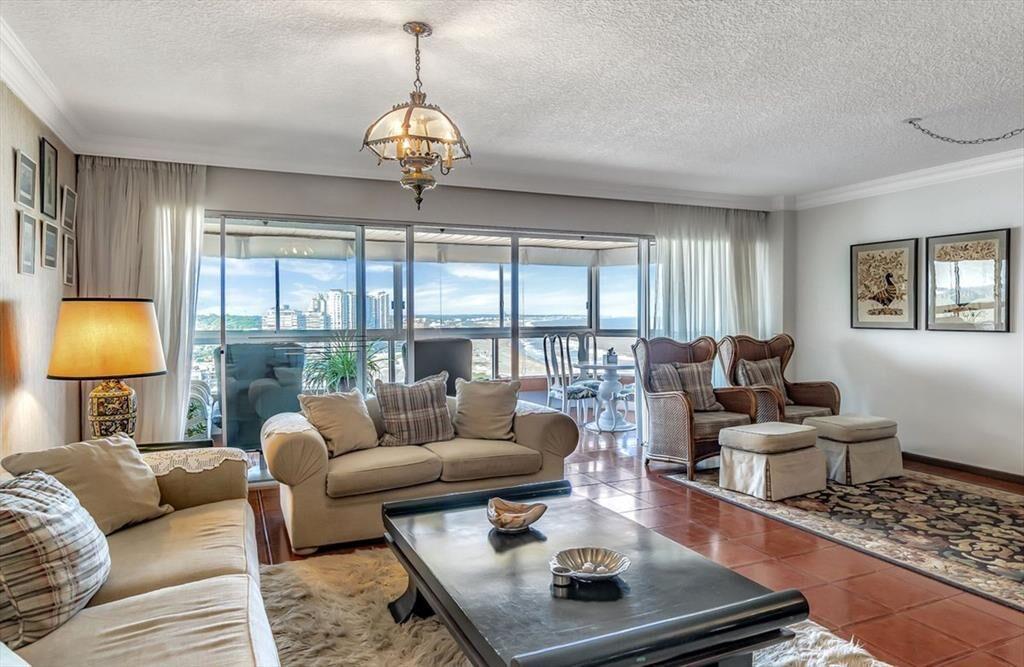 Apartamento 4 dormitorios venta vista a la brava