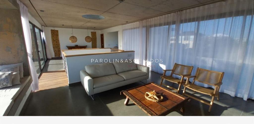 Venta de casa 3 dormitorios en el Chorro,