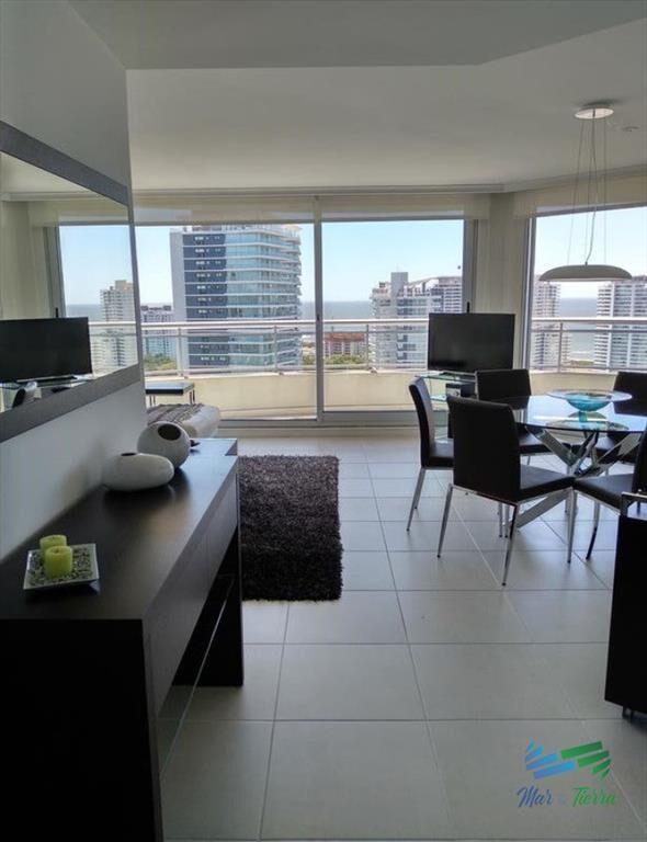Alquilo por temporada apartamento 3 dormitorios con servici