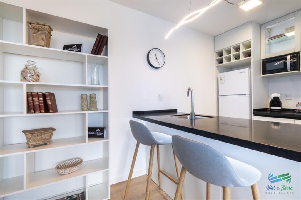 En venta apartamento nuevo con renta, 2 con en