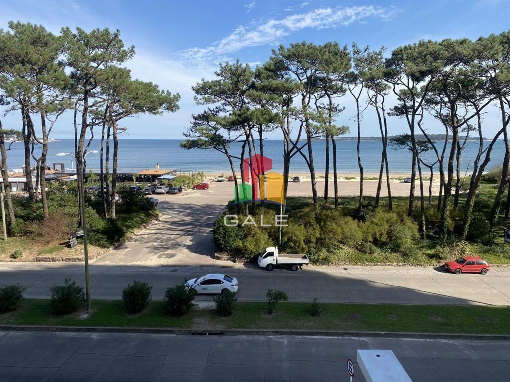 Apartamento en Mansa - Punta del Este Frente al