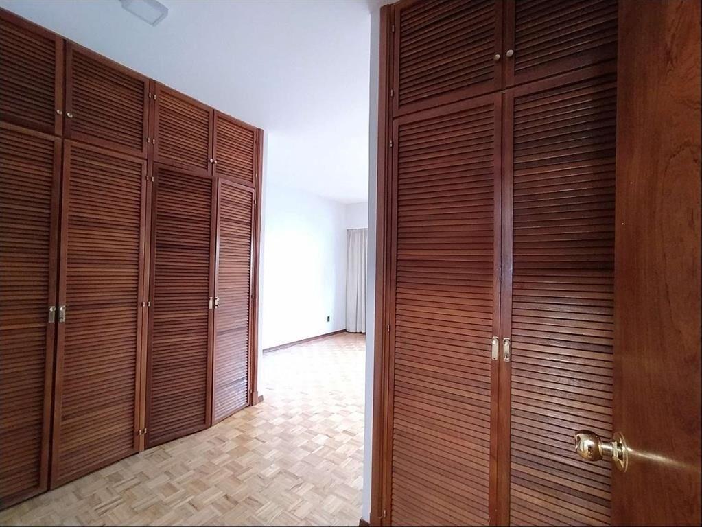 Venta Apartamento con Renta Pocitos 3 Dormitorios 4 Baños