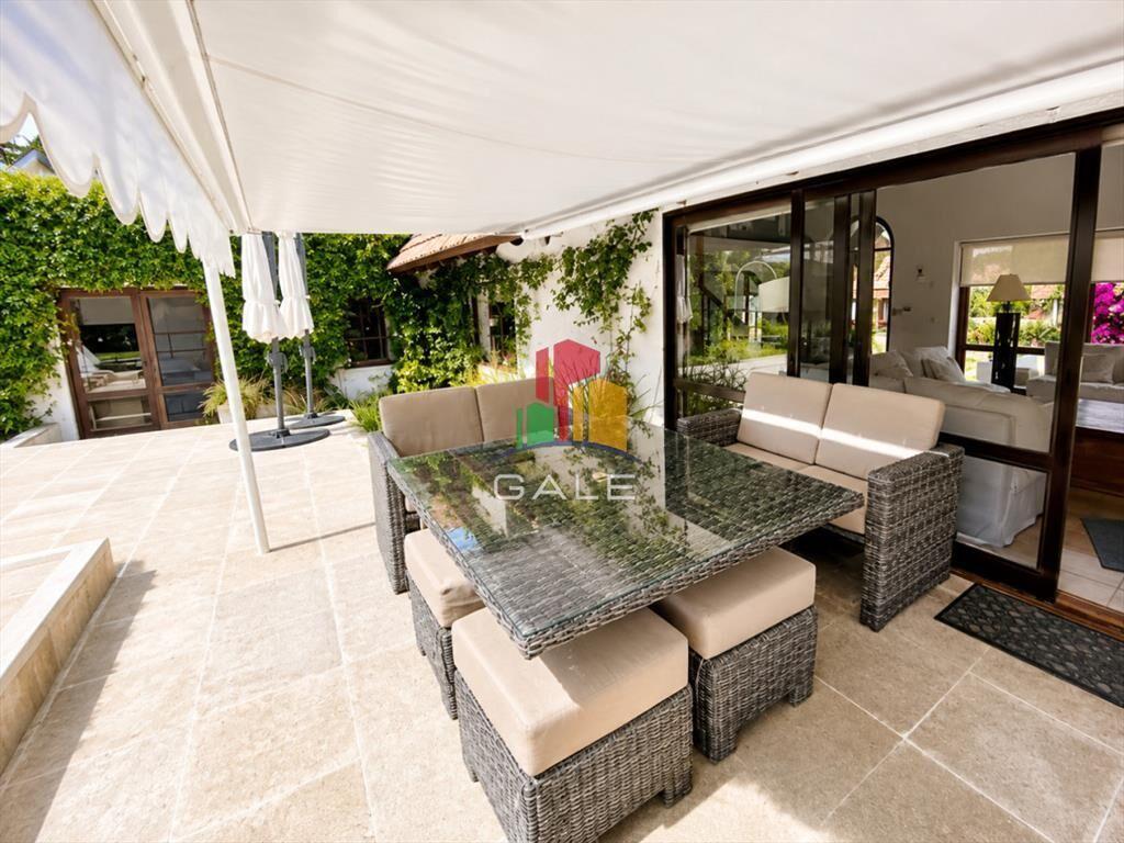 CÃ³moda Casa de 5 Dormitorios y Piscina en Punta