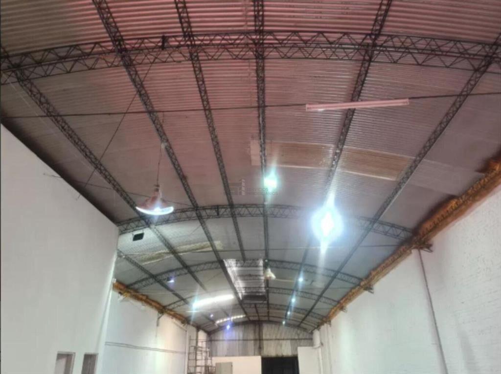 Se vende galpón con renta en Unión