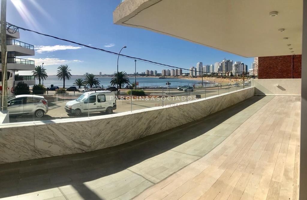 Apartamento en venta de 3 dormitorios en Mouette,
