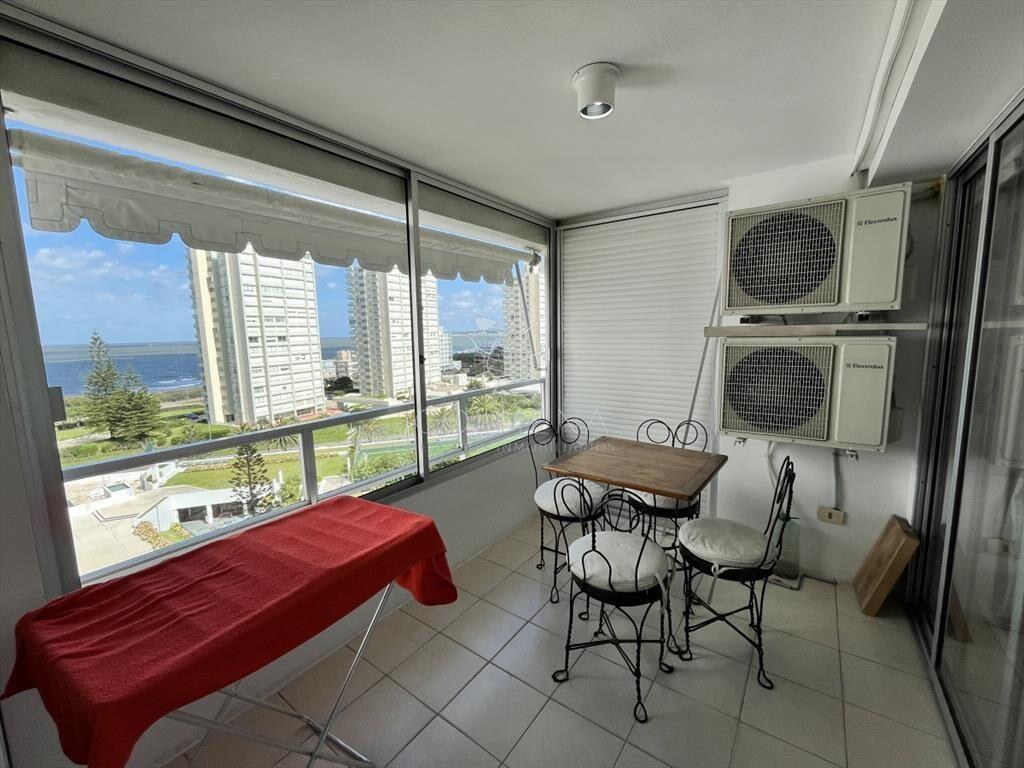 departamento en complejo LIncon Center