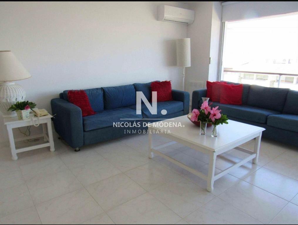 Venta y alquiler de apartamento en Esturión La