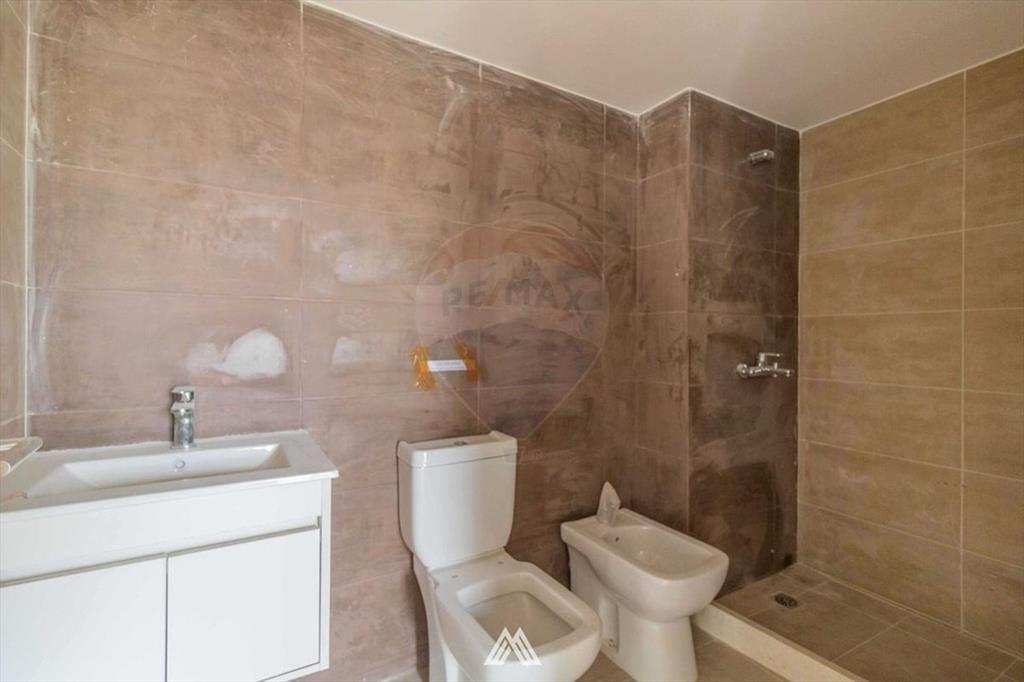 VENTA APTO 2 DORM TRES CRUCES CON RENTA 6,4%