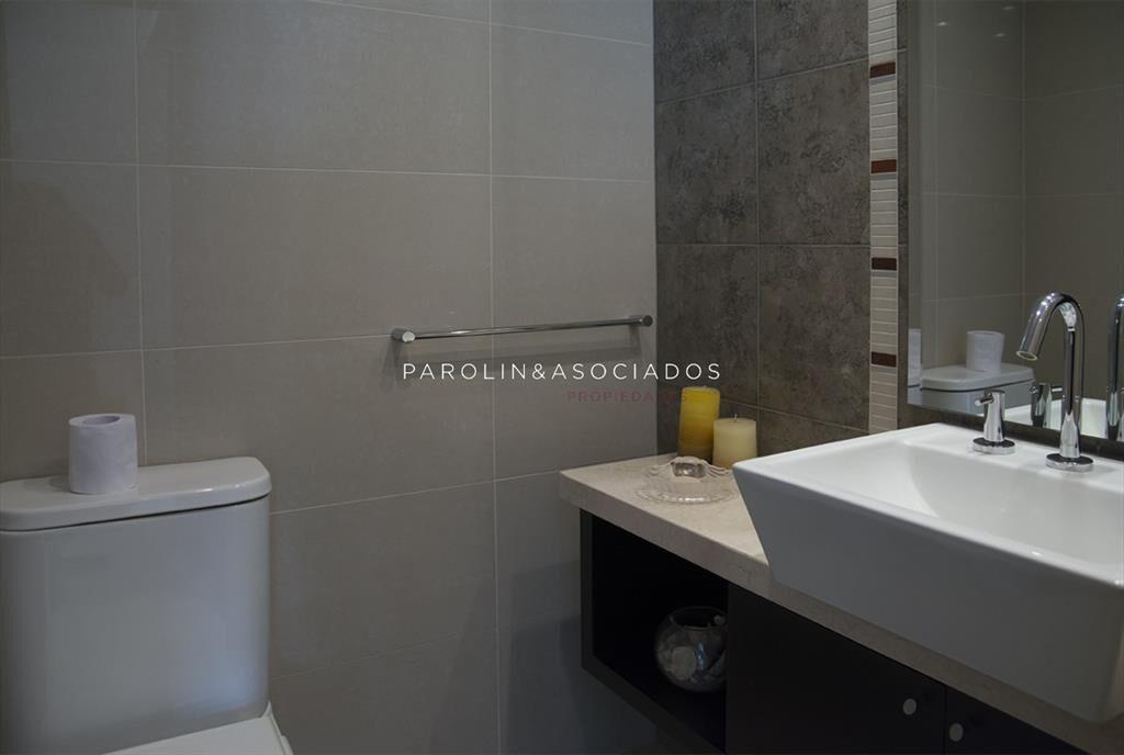 Hermoso Departamento en venta, mansa. Punta del