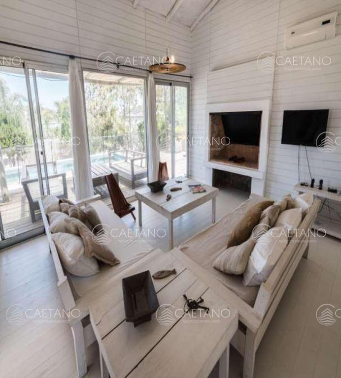 Casa en venta 3 dormitorios José Ignacio