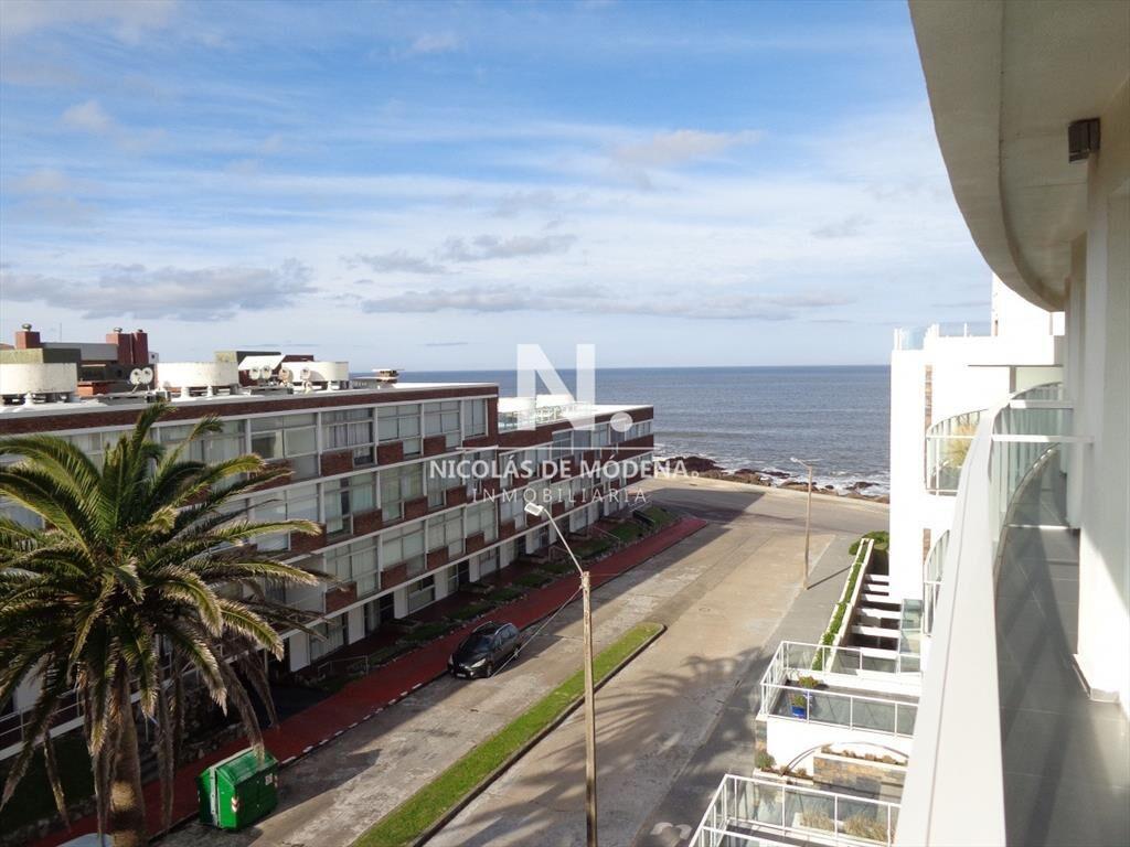 Apartamento en venta de 2 dormitorios, Edif. Del