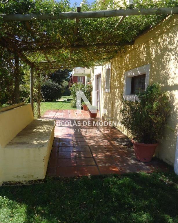 Muy linda casa en el centro de La Barra