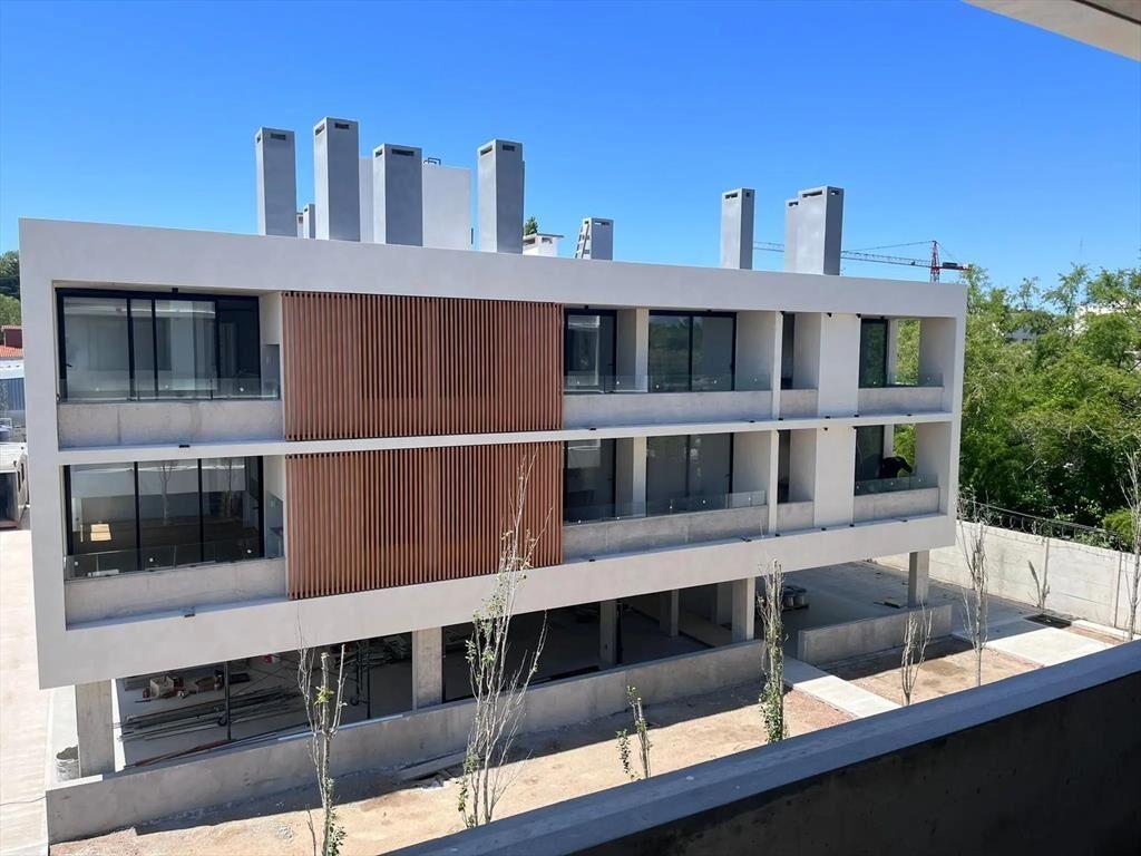 Apartamento en venta 3 dormitorios, 3 baños carrasco norte