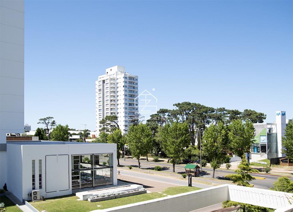 Apartamento en venta a pasos del shopping