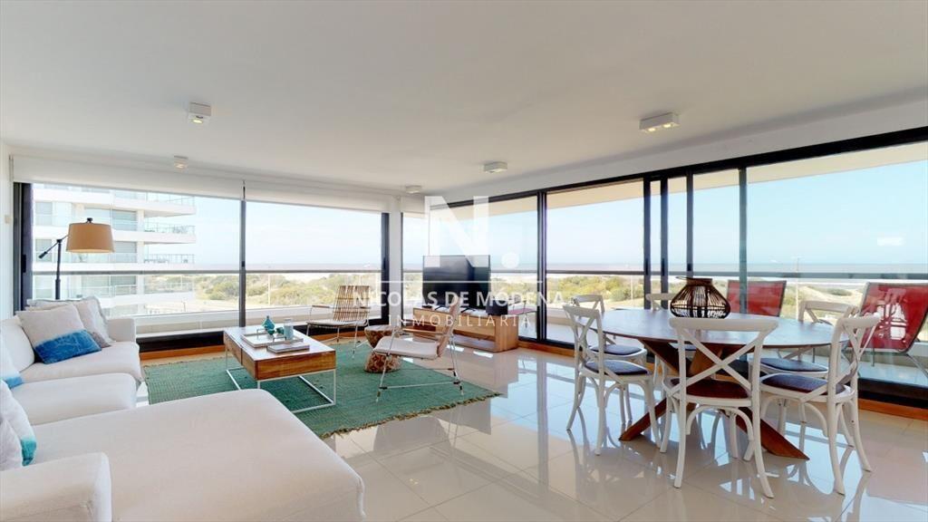 Pent house de 3 dormitorios en Suite en Edificio