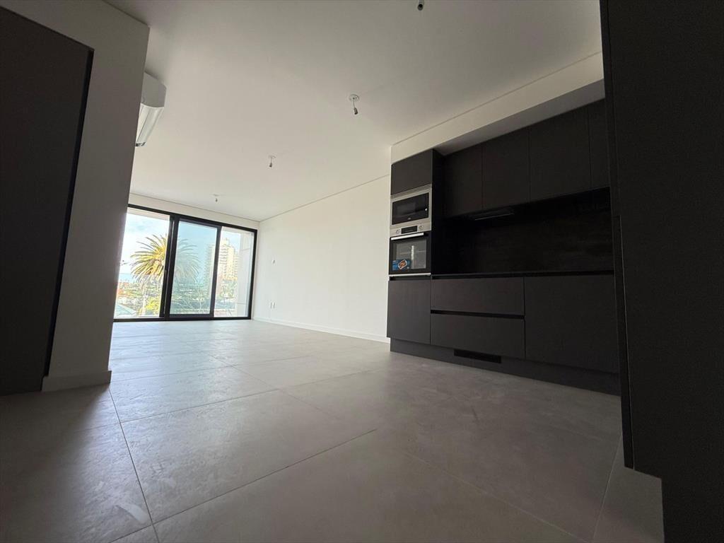 Venta 2 dormitorios y 2 baños con terraza en Cosmos #101...