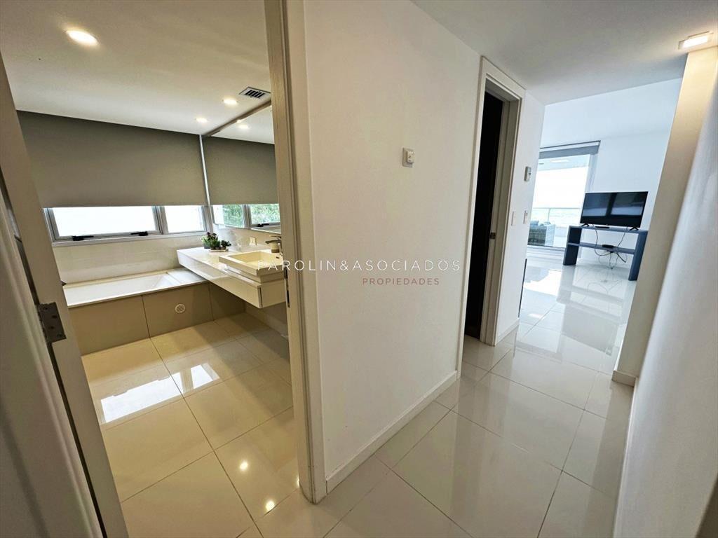 Apartamento en venta con 2 suites en edificio del
