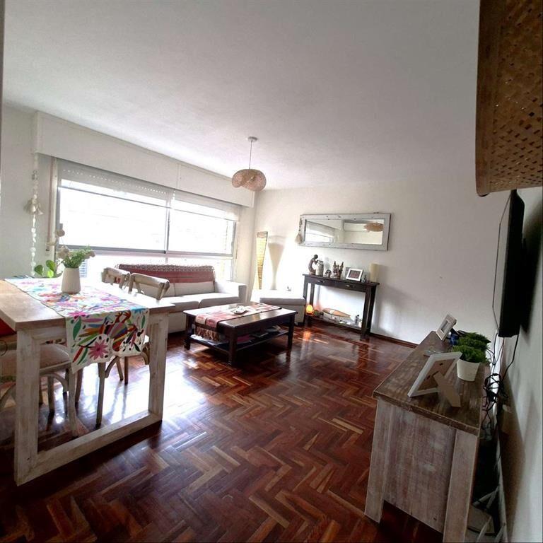 VENTA POCITOS APARTAMENTO 3 DORMITORIOS