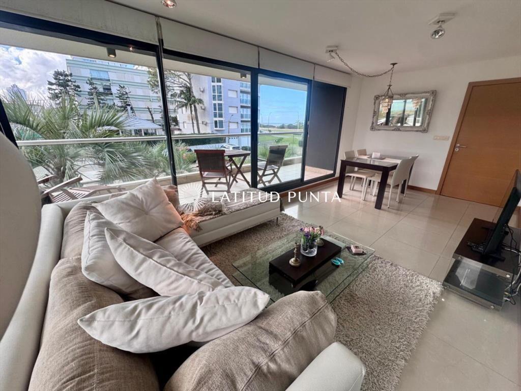Apartamento 2 dormitorios. Brava
