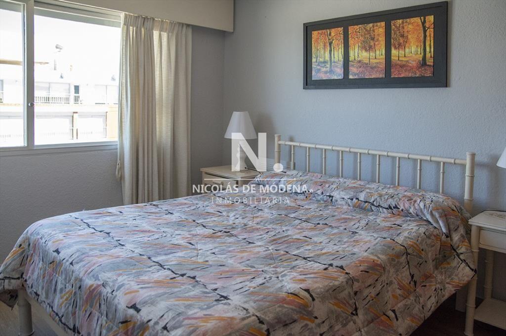 Departamento en venta de 2 dormitorios con vista