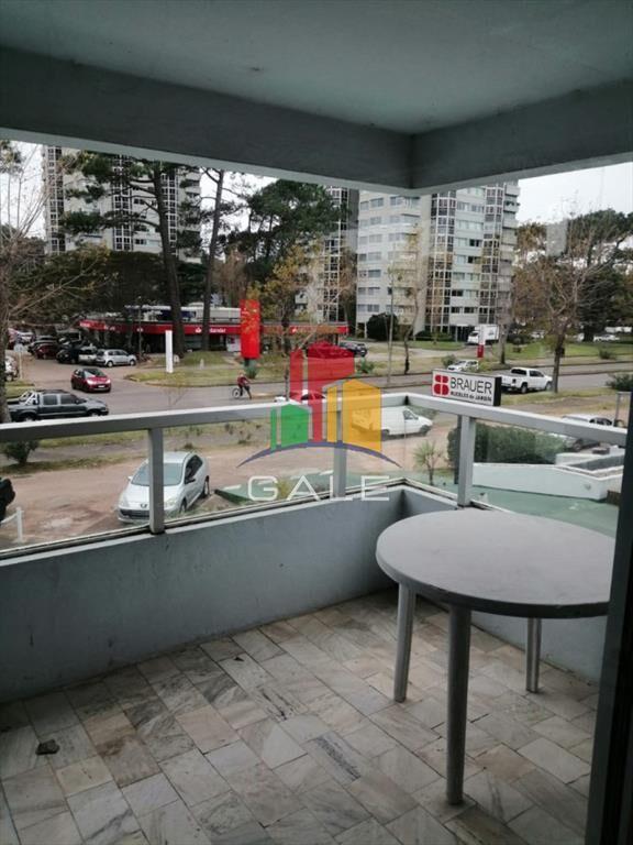Oportunidad apartamento dos dormitorios con a