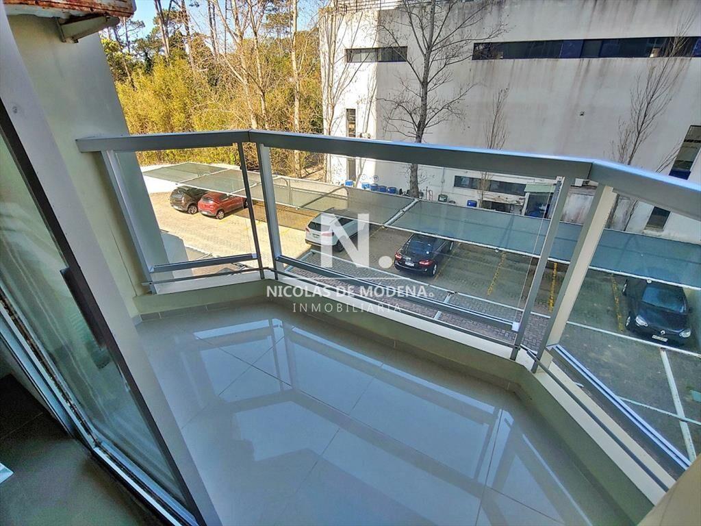 Apartamento a pasos de Punta Shopping