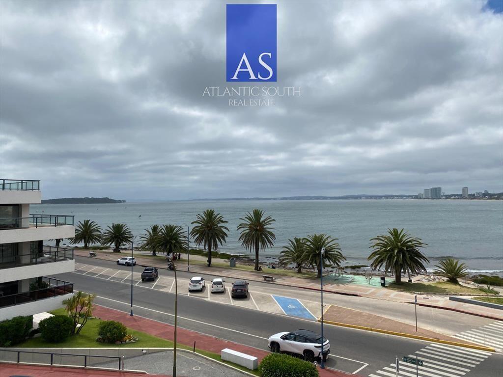 Vende apartamento con vista al mar de 3 Punta del