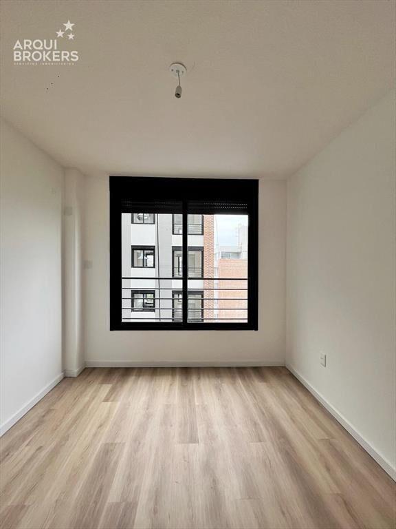 Apartamento de 2 dormitorios en alquiler en Cordón - 1301