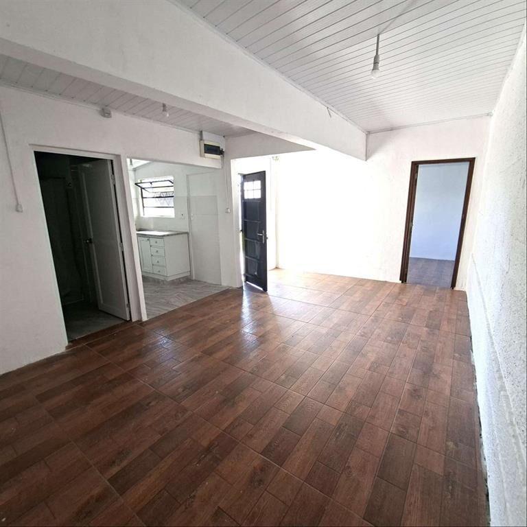 ALQUILER CASA 1 DORMITORIO COCHERA PATIO VERDE MAROÑAS