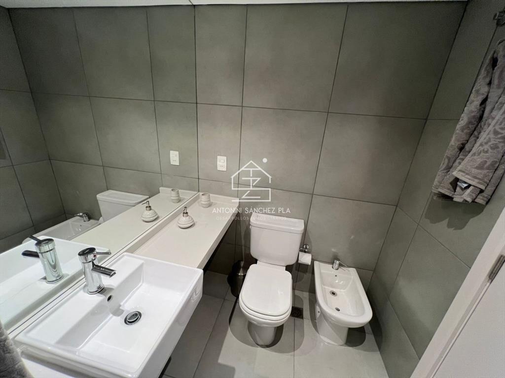 Apartamento en Venta de 2 dormitorios en Punta ,