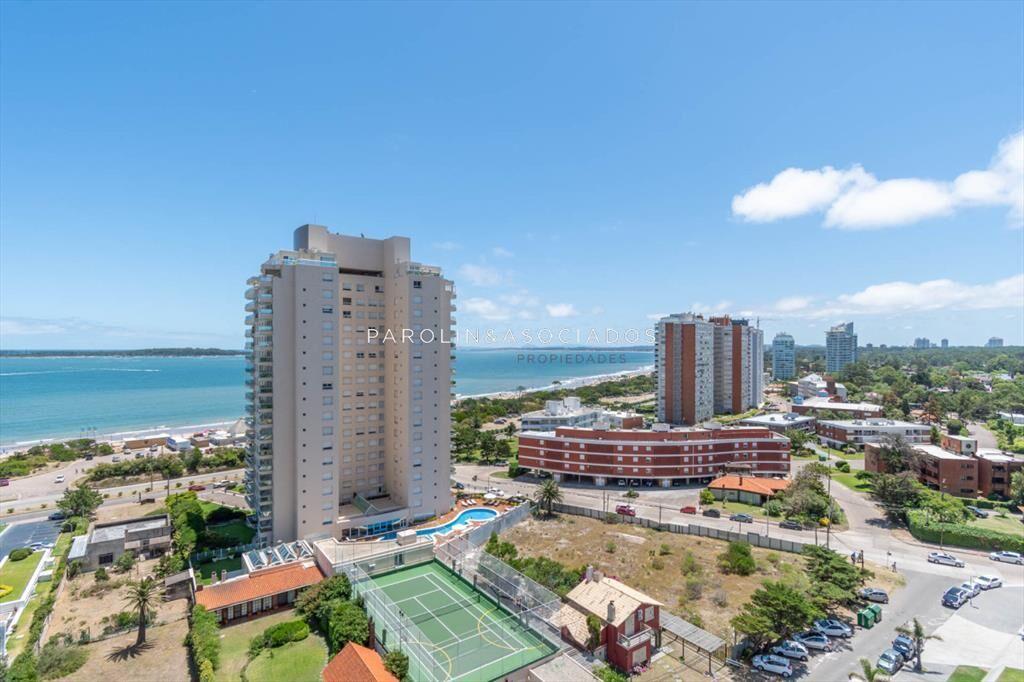Venta de Excelente Apartamento de 3 Dormitorios con Vista a