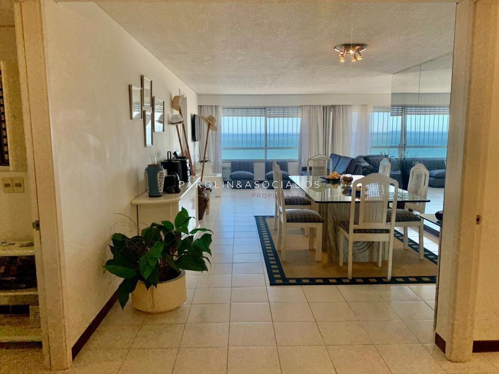Apartamento en venta en Tiburón, Punta del Este.