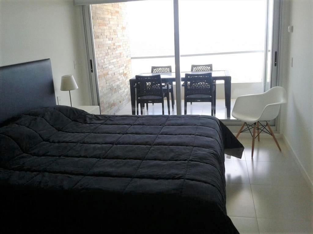 EXCELENTE DEPARTAMENTO EN EDIFICIO LUMIERE PUNTA DEL ESTE