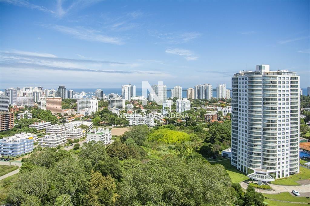 Departartamento de 3 dormitorios en venta en One