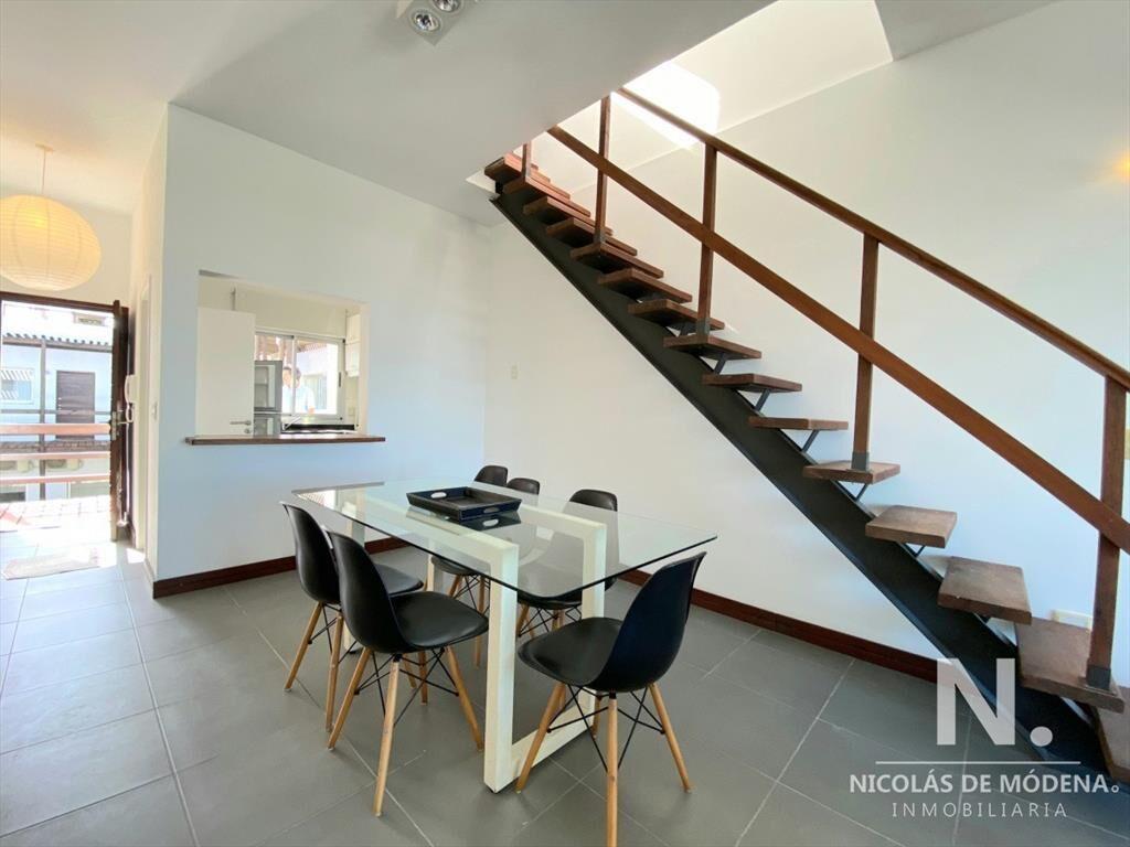 Apartamento de dos dormitorios en Manantiales - Parrillero