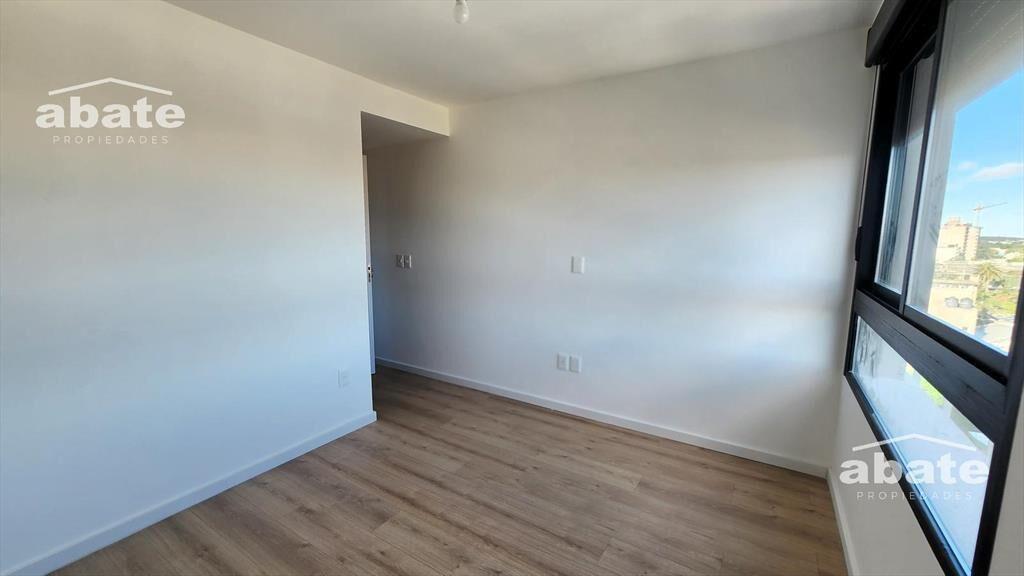 Venta apartamento 2 dormitorios en Parque Batlle al frente