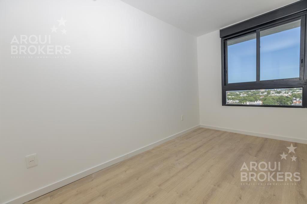 Apartamento de dos dormitorios en venta en Parque Batlle -9
