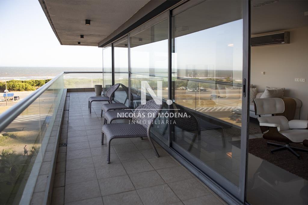 Apartamento Penthouse, frente al mar, playa 3 con