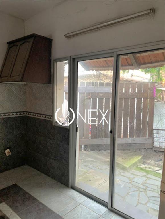 Venta de 3 Casas, más Monoambiente y Local Comercial en Ne