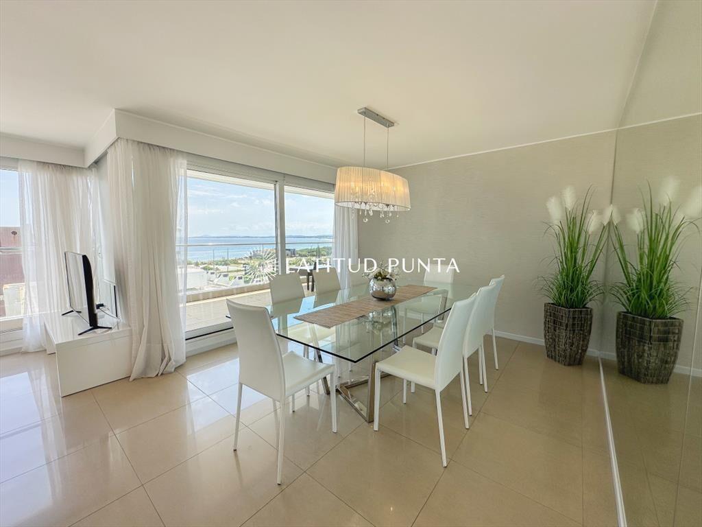 Mansa, exclusivo apartamento de 3 suites más