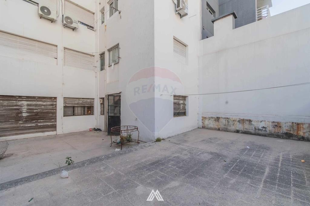 VENTA PTA CARRETAS APTO 3 DORMS  PATIO A RECICLAR