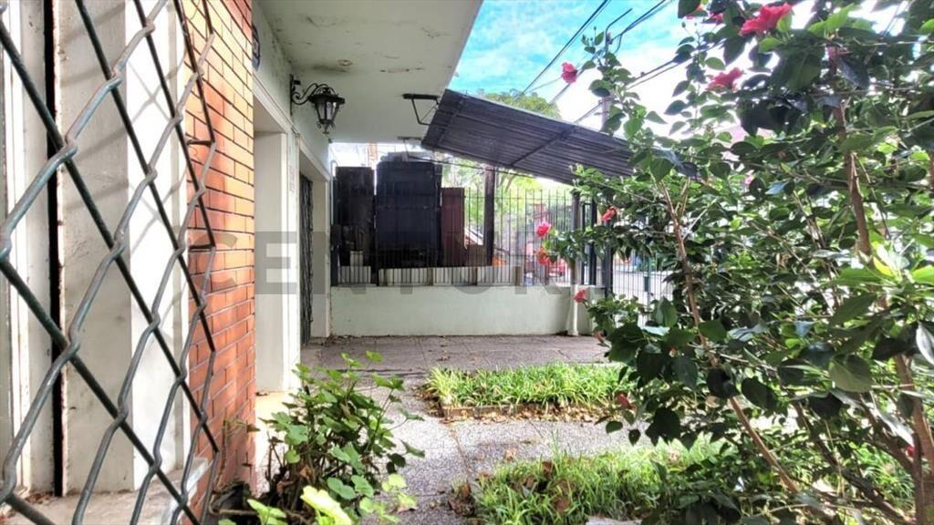 VENTA  CASA LA BLANQUEADA  4 dormitorios, Garaje, fondo 4...