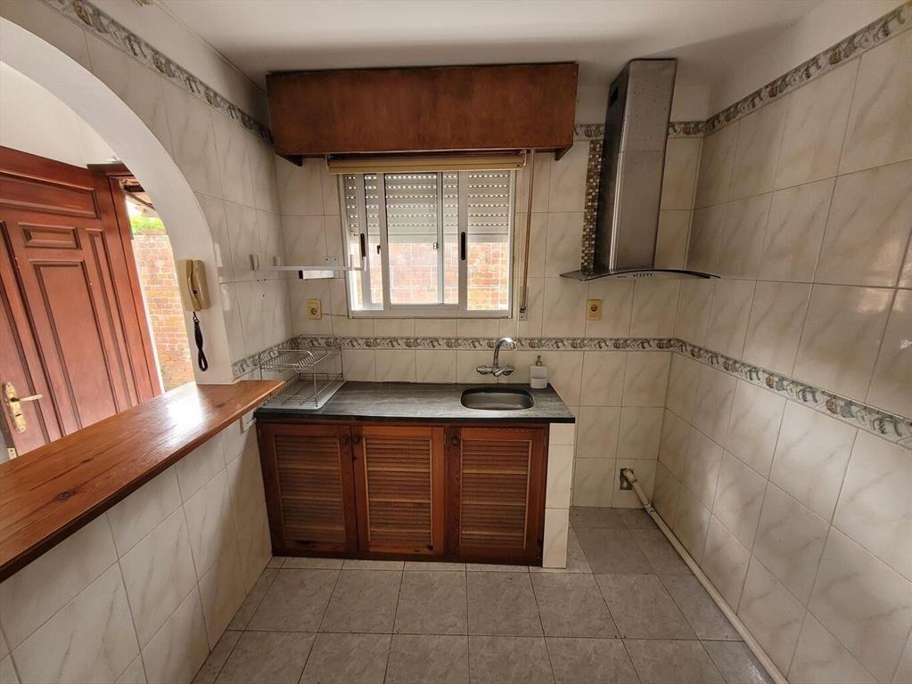 Traspaso de alquiler con Contaduria. Casa muy cómoda ubic.